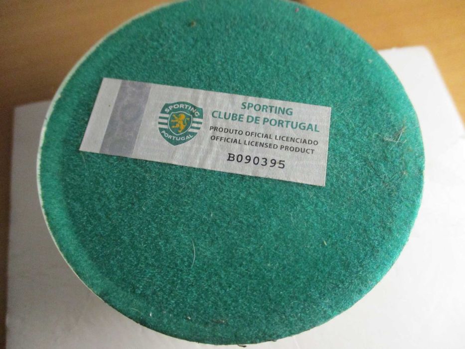 Pisa-Papéis do Sporting Relva do Estádio José de Alvalade