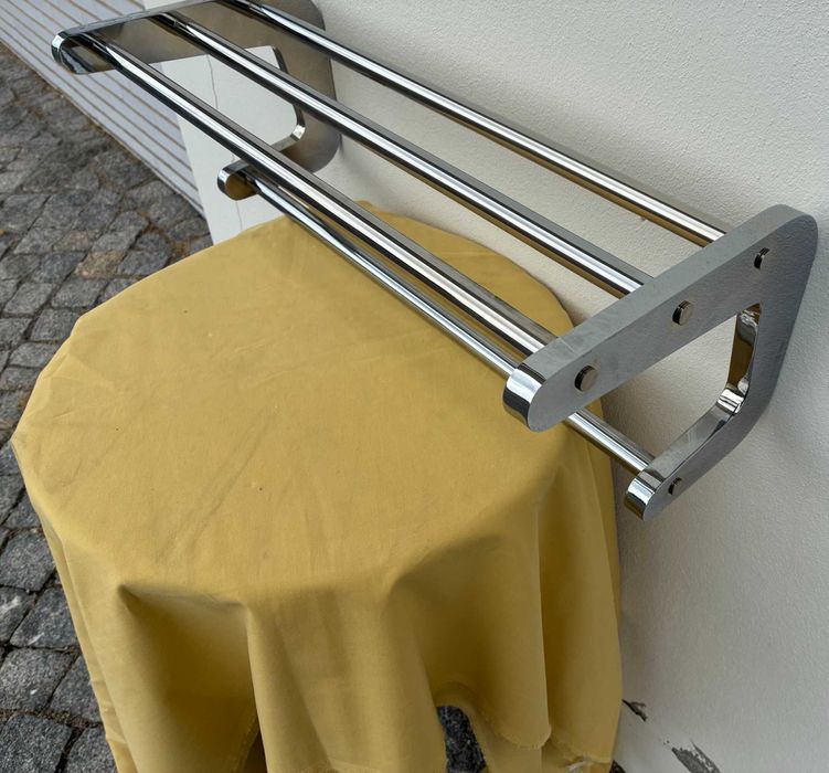 Suporte de toalhas com 4 varões - Qtd. 4 Und.