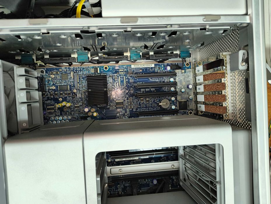 Mac pro 2 trup na cześci