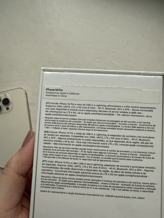 Iphone 14 pro dourado