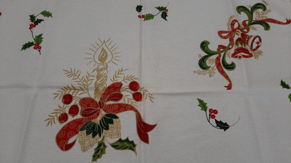 Toalha de Natal com Renda manual
