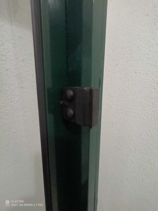 Janela alumínio .64740829212034123