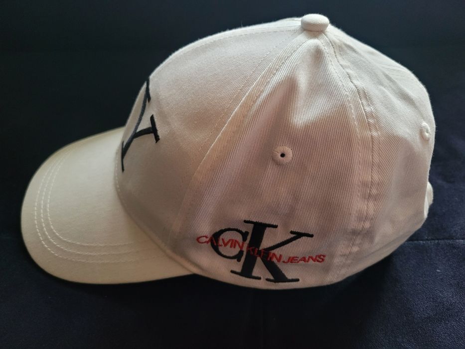 Calvin Klein Jeans czapka letnia