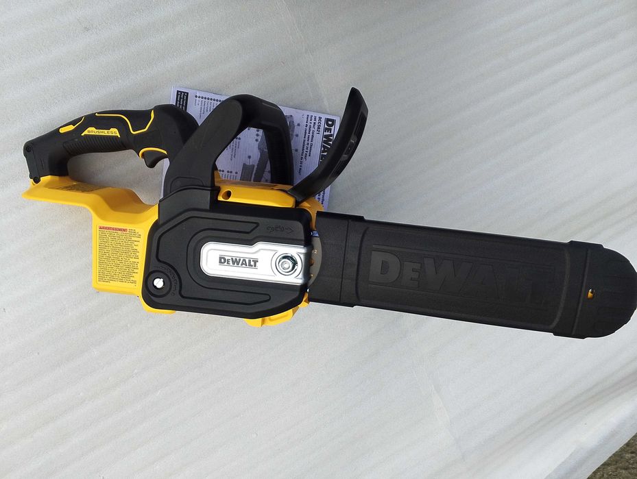 Акумуляторна ланцюгова пила DeWALT DCCS621