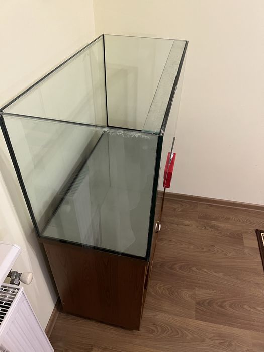 Акваріум на 235літрів