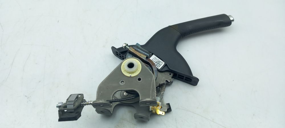 Travão de mão / parque KIA Ceed (CD)