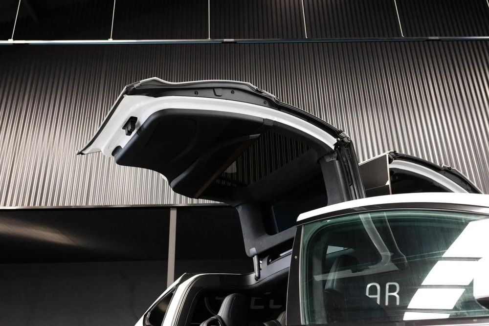Tesla Model X Long Range518362176255447044