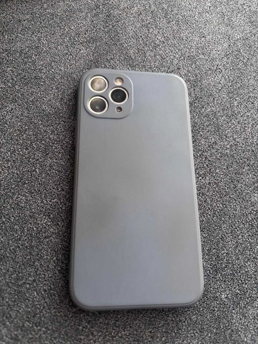 iPhone 11 Pro 64 GB + słuchawki bezprzewodowe + ładowarka indukcyjna