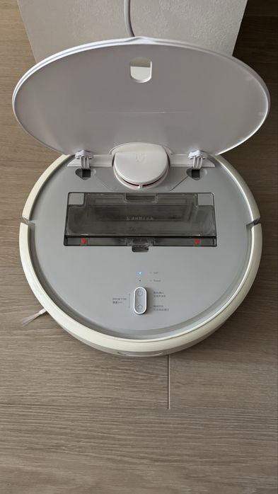 Робот-пилосос Xiaomi Mi Robot Vacuum – хороший стан!