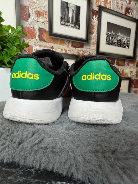 Дитячі кросівки для хлопчика кроси кроссовки черные адидас Adidas р.27