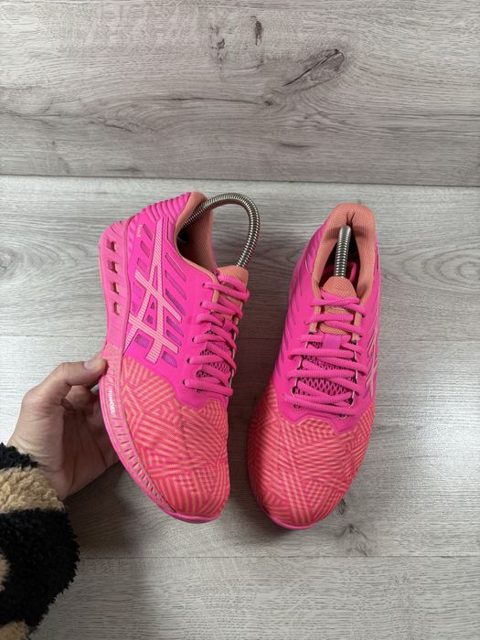 Asics FuzeX жіночі бігові кросівки 40 розмір