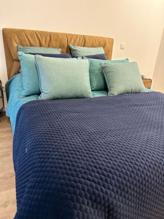 Colcha de Cama e Almofadas