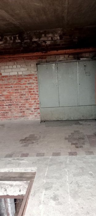 Продам гараж АК 27 Півци.