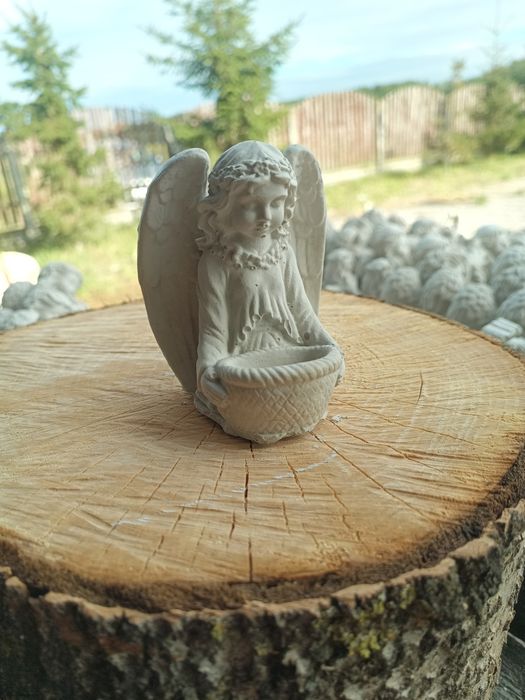 Figurki z gipsu  Aniołki
