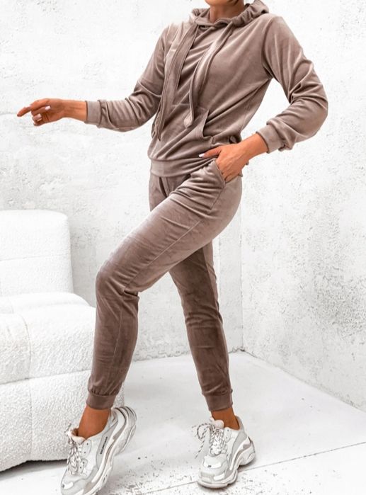 Nowy komplet dresowy welurowy damski S/M brązowy/cappuccino homewear