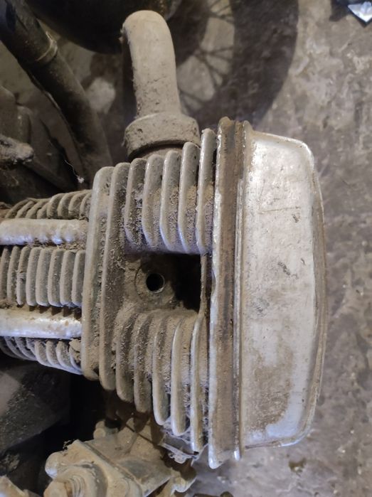 Головки циліндрів  Мт Дніпро