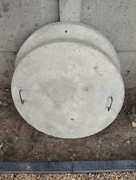 Dekiel betonowy fi75 cm nowy