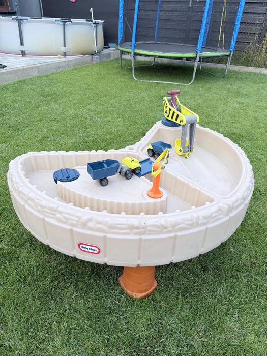 Piaskownica Little Tikes plac budowy z parasolem