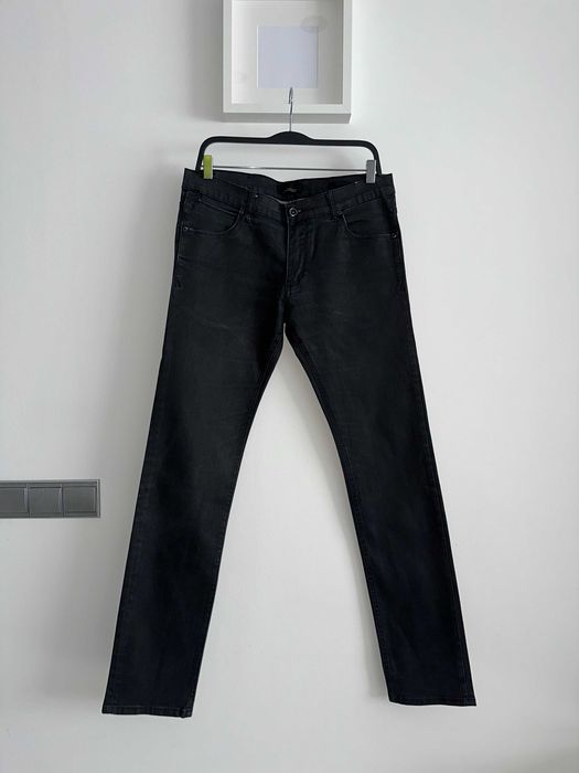 r. 42 / r. XL / Zara czarne proste spodnie