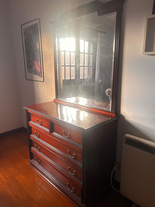 Mesas cabeceira e cómoda com espelho madeira maciça