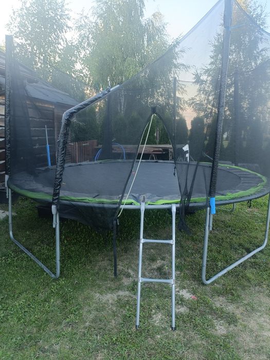 Trampolina ogrodowa duża