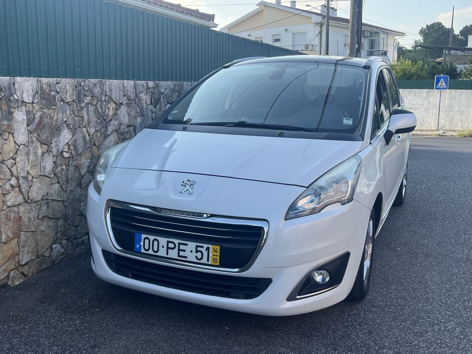 Peugeot 5008 — fotografia 3