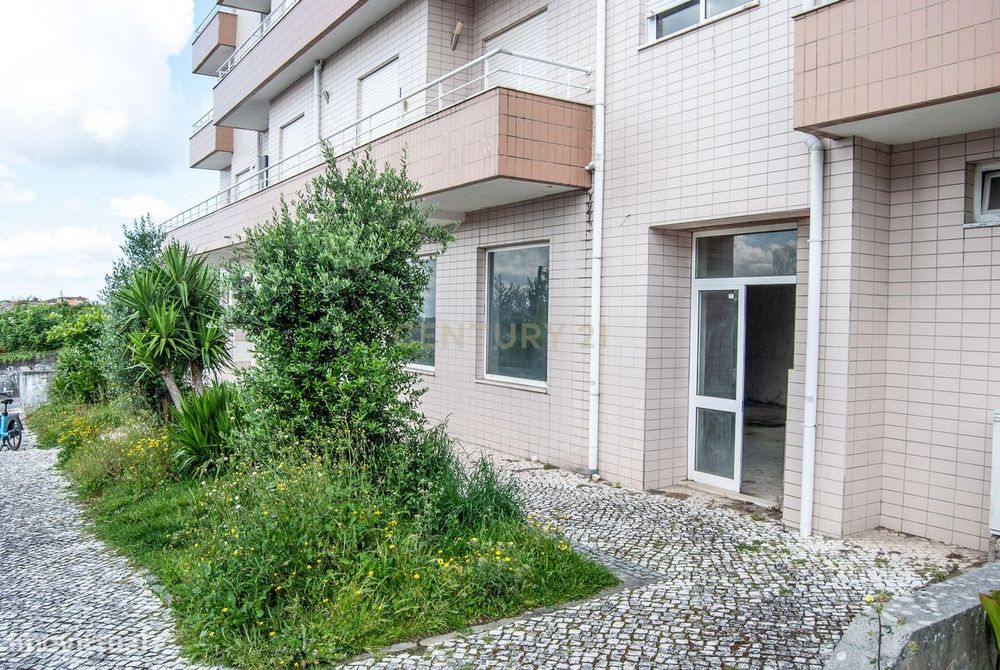 Loja com 115 m² no Centro de Vidreiro