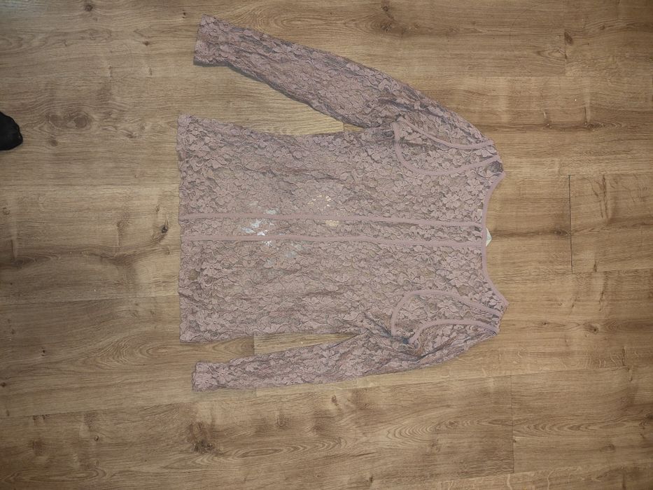 Elegancka koronkowa bluzka marki Garcia  Jeans rozmiar M