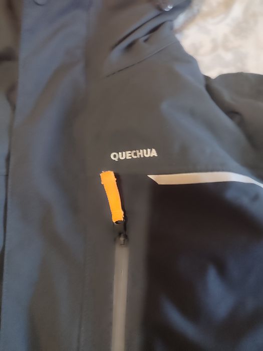 Курточка Quechua