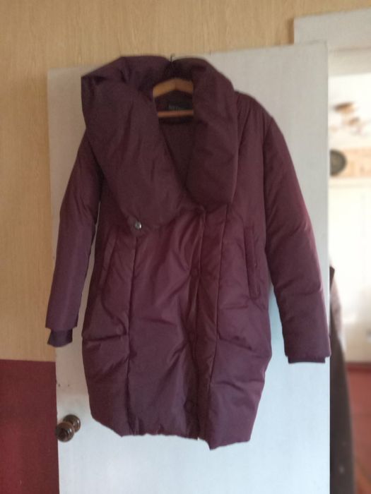 Продам теплу куртку