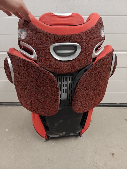 Fotelik Cybex Solution Z-fix 15-36 kg dla dziecka. Fotelik rośnie razem z dzieckiem!