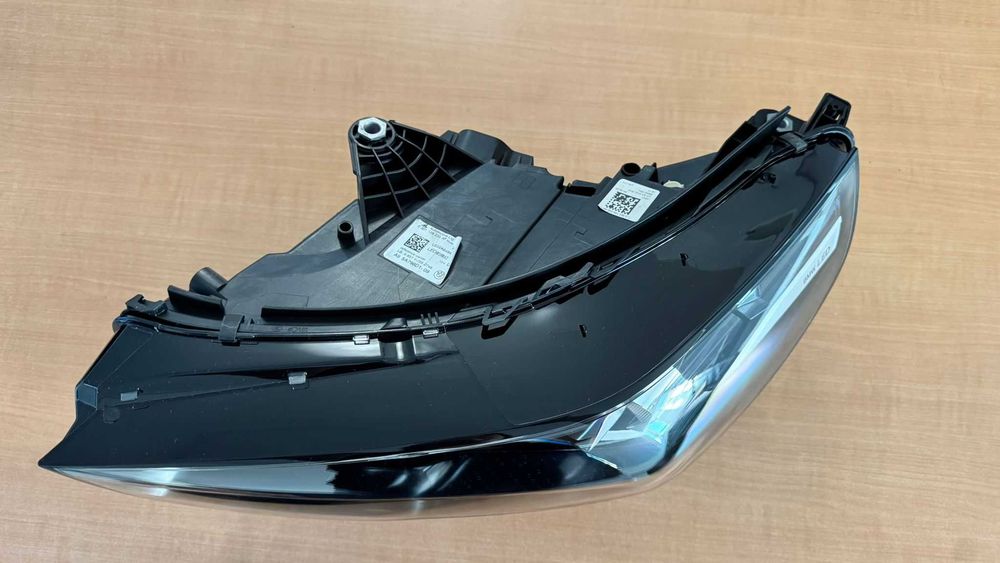 Farol BMW 5 Full LED Adaptativo 2023+ Esquerdo