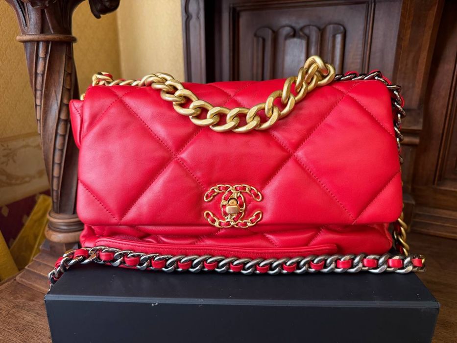 Сумочка від Chanel