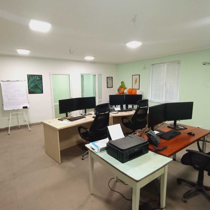 Оренда офісного приміщення на вул. Тролейбусна 15А