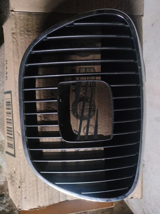 Grelha SEAT Leon