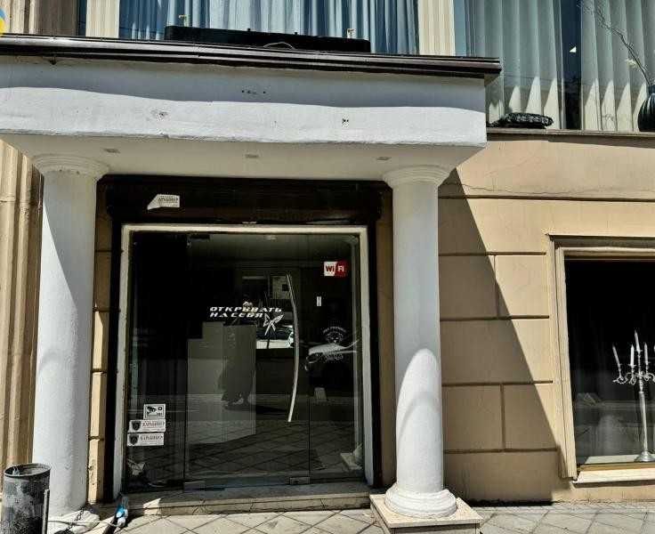 Продажа фасада в Приморском р-не с высоким трафиком на Черняховского