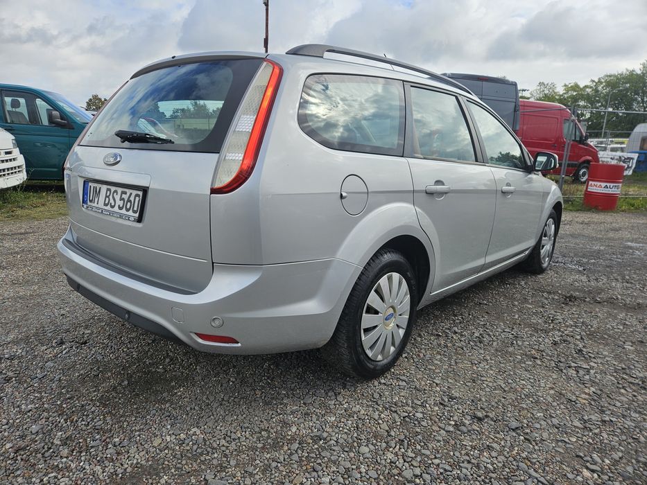 Ford Focus mk2 lifr 1.6 benzyna z Niemiec Klima sprawna