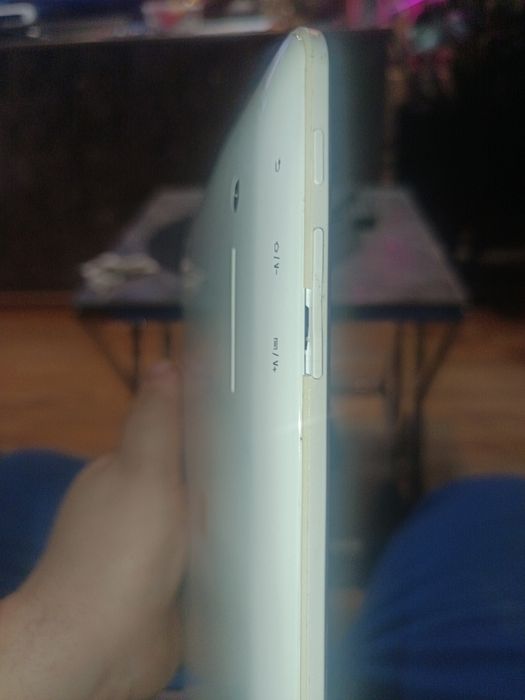 Sprzedam tablet tanio