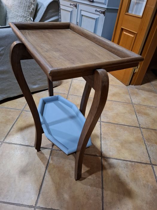 Mesa de apoio / café/ mini bar