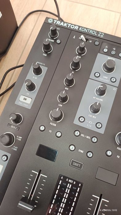 Mikser NI Traktor Kontrol Z2