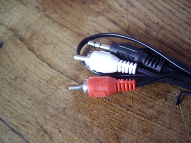 CABO de som AUX com Jack 3,5 mm Audio para 2 RCA Macho