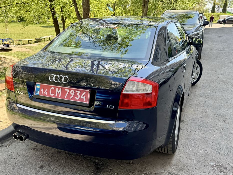Audi a4 1,6 mpi гарний стан
