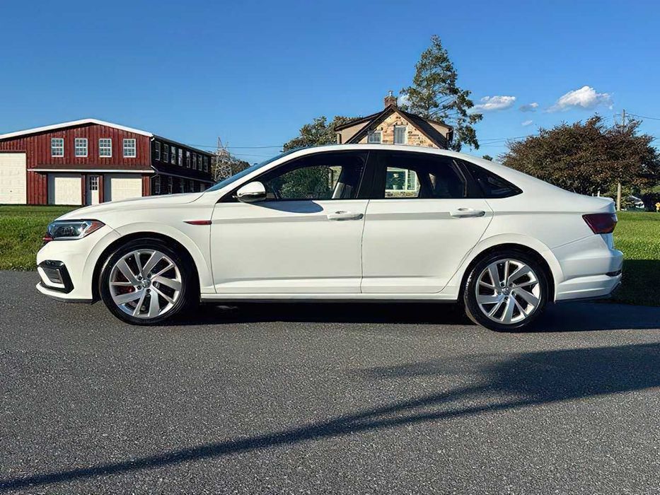 Volkswagen Jetta GLI Autobahn      2019