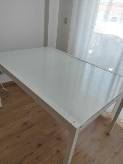 Mesa de jantar branca