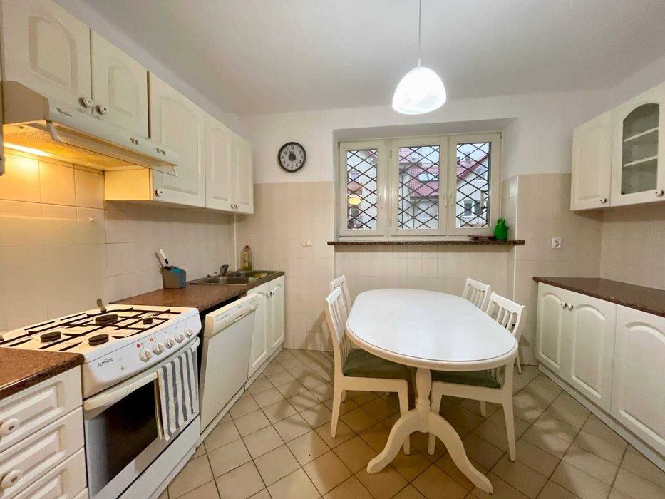 Parking | Osobna kuchnia | Dobra komunikacja