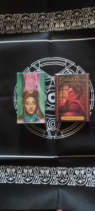 VENDO  TAROTS  LIDER. PREÇO.fotos