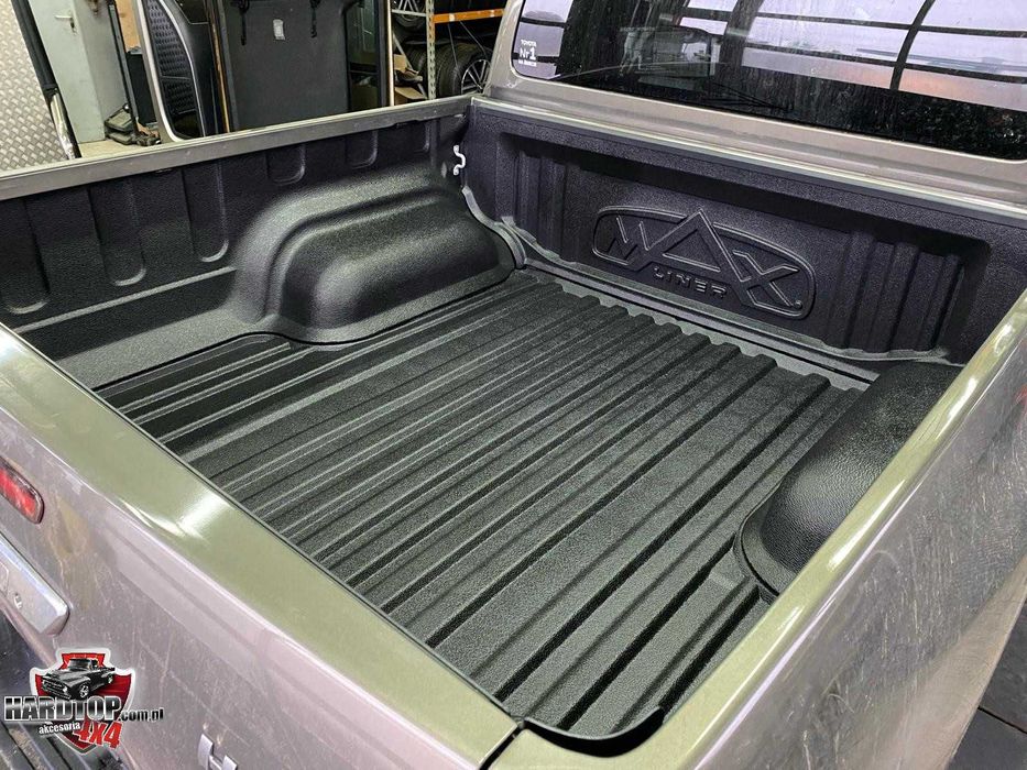 Kuweta Wykładzina Podburtowa Toyota Hilux 2016+