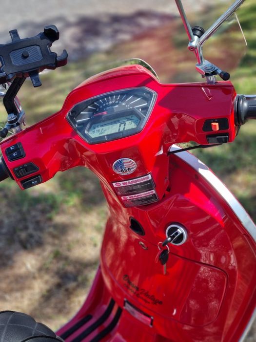 Scooter UM Chill 125 – Estilo, economia e liberdade!