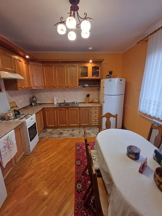 Продам окремий будинок