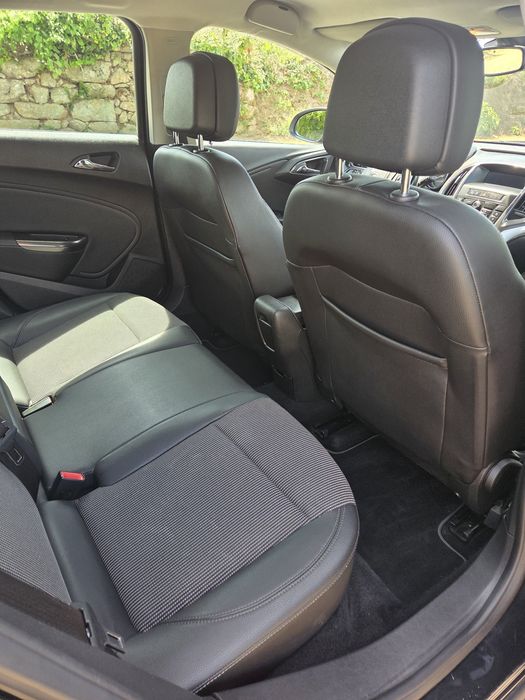 Opel Astra Sports Tourer 1.3 CDTI ecoFLEX